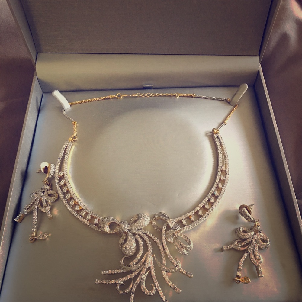 Beautiful and timelessly elegant.  New with box.